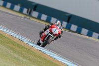 donington-no-limits-trackday;donington-park-photographs;donington-trackday-photographs;no-limits-trackdays;peter-wileman-photography;trackday-digital-images;trackday-photos