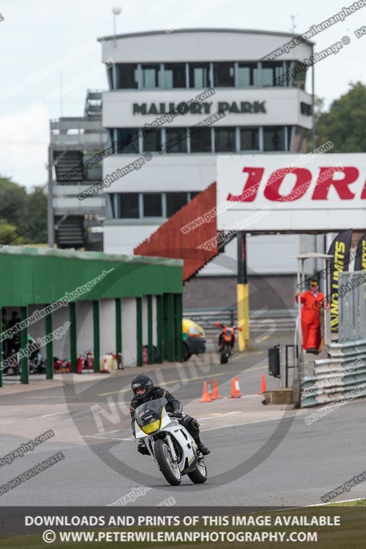 enduro digital images;event digital images;eventdigitalimages;mallory park;mallory park photographs;mallory park trackday;mallory park trackday photographs;no limits trackdays;peter wileman photography;racing digital images;trackday digital images;trackday photos