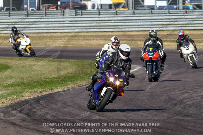 Rockingham no limits trackday;enduro digital images;event digital images;eventdigitalimages;no limits trackdays;peter wileman photography;racing digital images;rockingham raceway northamptonshire;rockingham trackday photographs;trackday digital images;trackday photos