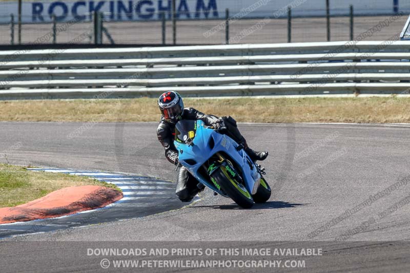 Rockingham no limits trackday;enduro digital images;event digital images;eventdigitalimages;no limits trackdays;peter wileman photography;racing digital images;rockingham raceway northamptonshire;rockingham trackday photographs;trackday digital images;trackday photos