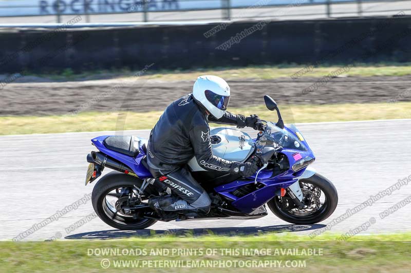 Rockingham no limits trackday;enduro digital images;event digital images;eventdigitalimages;no limits trackdays;peter wileman photography;racing digital images;rockingham raceway northamptonshire;rockingham trackday photographs;trackday digital images;trackday photos