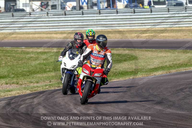 Rockingham no limits trackday;enduro digital images;event digital images;eventdigitalimages;no limits trackdays;peter wileman photography;racing digital images;rockingham raceway northamptonshire;rockingham trackday photographs;trackday digital images;trackday photos