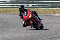 Rockingham-no-limits-trackday;enduro-digital-images;event-digital-images;eventdigitalimages;no-limits-trackdays;peter-wileman-photography;racing-digital-images;rockingham-raceway-northamptonshire;rockingham-trackday-photographs;trackday-digital-images;trackday-photos