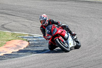 Rockingham-no-limits-trackday;enduro-digital-images;event-digital-images;eventdigitalimages;no-limits-trackdays;peter-wileman-photography;racing-digital-images;rockingham-raceway-northamptonshire;rockingham-trackday-photographs;trackday-digital-images;trackday-photos