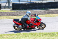 Rockingham-no-limits-trackday;enduro-digital-images;event-digital-images;eventdigitalimages;no-limits-trackdays;peter-wileman-photography;racing-digital-images;rockingham-raceway-northamptonshire;rockingham-trackday-photographs;trackday-digital-images;trackday-photos