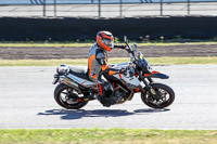 Rockingham-no-limits-trackday;enduro-digital-images;event-digital-images;eventdigitalimages;no-limits-trackdays;peter-wileman-photography;racing-digital-images;rockingham-raceway-northamptonshire;rockingham-trackday-photographs;trackday-digital-images;trackday-photos