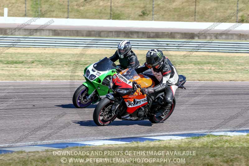 Rockingham no limits trackday;enduro digital images;event digital images;eventdigitalimages;no limits trackdays;peter wileman photography;racing digital images;rockingham raceway northamptonshire;rockingham trackday photographs;trackday digital images;trackday photos