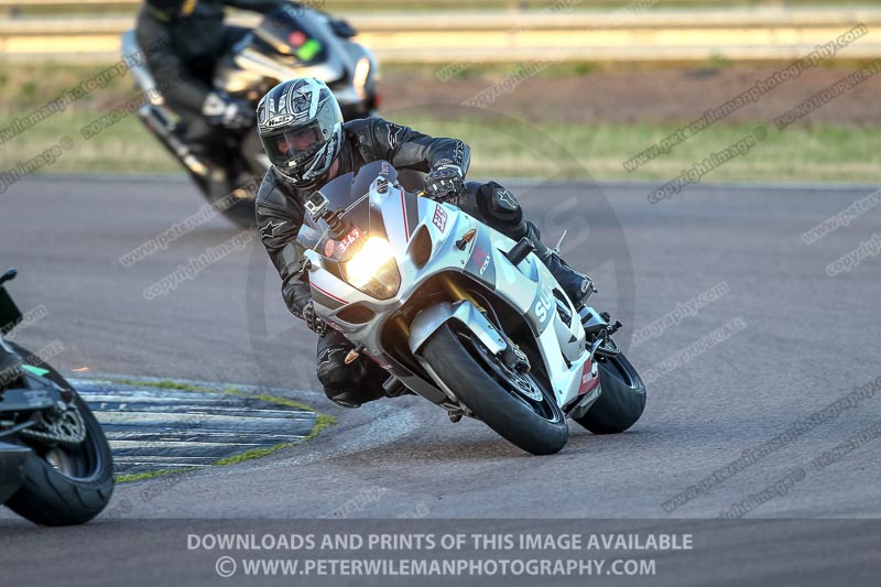 Rockingham no limits trackday;enduro digital images;event digital images;eventdigitalimages;no limits trackdays;peter wileman photography;racing digital images;rockingham raceway northamptonshire;rockingham trackday photographs;trackday digital images;trackday photos