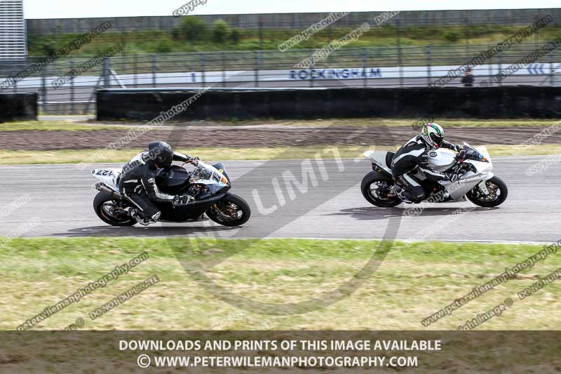 Rockingham no limits trackday;enduro digital images;event digital images;eventdigitalimages;no limits trackdays;peter wileman photography;racing digital images;rockingham raceway northamptonshire;rockingham trackday photographs;trackday digital images;trackday photos