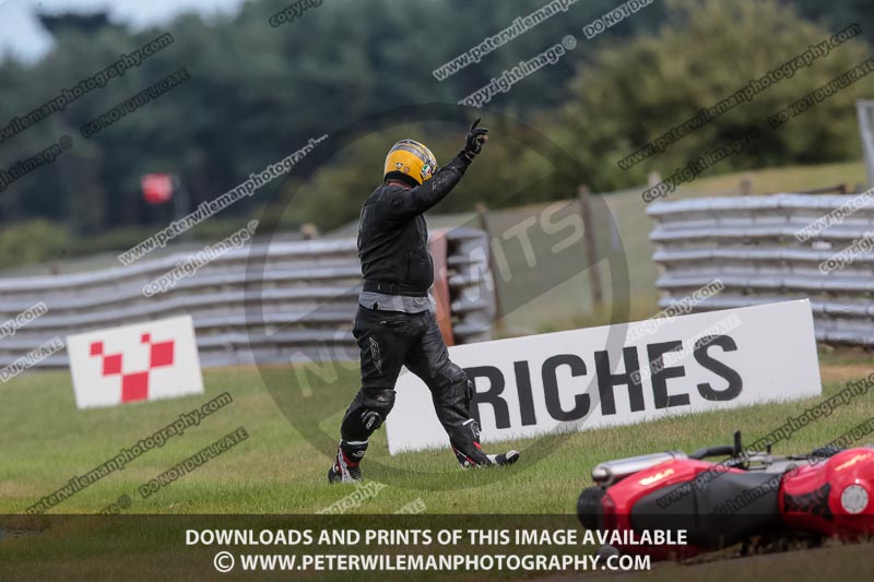 enduro digital images;event digital images;eventdigitalimages;no limits trackdays;peter wileman photography;racing digital images;snetterton;snetterton no limits trackday;snetterton photographs;snetterton trackday photographs;trackday digital images;trackday photos