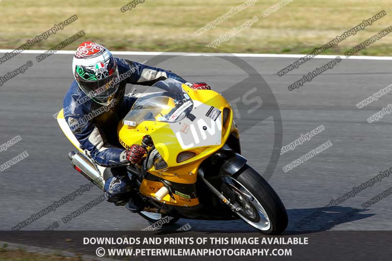 enduro digital images;event digital images;eventdigitalimages;no limits trackdays;peter wileman photography;racing digital images;snetterton;snetterton no limits trackday;snetterton photographs;snetterton trackday photographs;trackday digital images;trackday photos