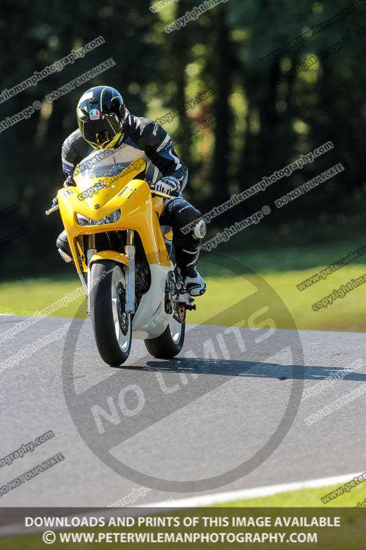 cadwell no limits trackday;cadwell park;cadwell park photographs;cadwell trackday photographs;enduro digital images;event digital images;eventdigitalimages;no limits trackdays;peter wileman photography;racing digital images;trackday digital images;trackday photos