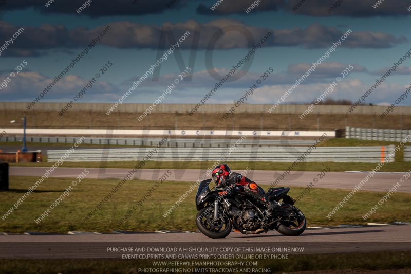 Rockingham no limits trackday;enduro digital images;event digital images;eventdigitalimages;no limits trackdays;peter wileman photography;racing digital images;rockingham raceway northamptonshire;rockingham trackday photographs;trackday digital images;trackday photos