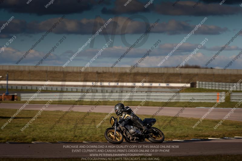 Rockingham no limits trackday;enduro digital images;event digital images;eventdigitalimages;no limits trackdays;peter wileman photography;racing digital images;rockingham raceway northamptonshire;rockingham trackday photographs;trackday digital images;trackday photos