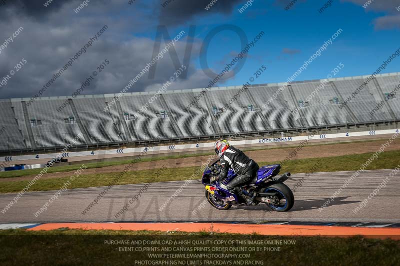 Rockingham no limits trackday;enduro digital images;event digital images;eventdigitalimages;no limits trackdays;peter wileman photography;racing digital images;rockingham raceway northamptonshire;rockingham trackday photographs;trackday digital images;trackday photos