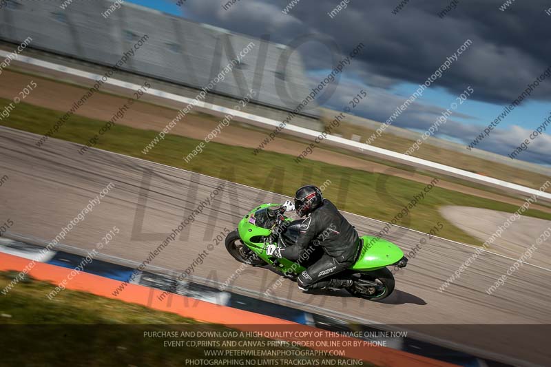 Rockingham no limits trackday;enduro digital images;event digital images;eventdigitalimages;no limits trackdays;peter wileman photography;racing digital images;rockingham raceway northamptonshire;rockingham trackday photographs;trackday digital images;trackday photos