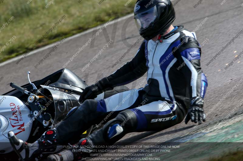 Rockingham no limits trackday;enduro digital images;event digital images;eventdigitalimages;no limits trackdays;peter wileman photography;racing digital images;rockingham raceway northamptonshire;rockingham trackday photographs;trackday digital images;trackday photos