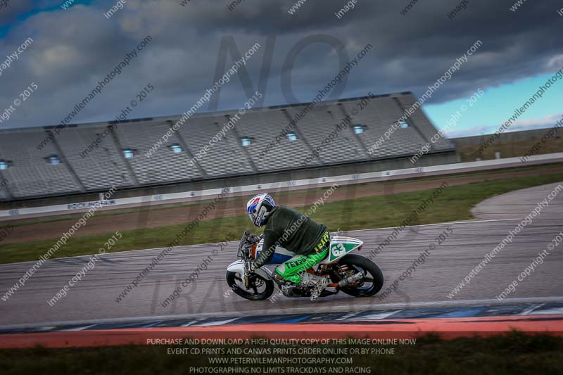 Rockingham no limits trackday;enduro digital images;event digital images;eventdigitalimages;no limits trackdays;peter wileman photography;racing digital images;rockingham raceway northamptonshire;rockingham trackday photographs;trackday digital images;trackday photos