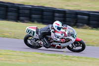 anglesey-no-limits-trackday;anglesey-photographs;anglesey-trackday-photographs;enduro-digital-images;event-digital-images;eventdigitalimages;no-limits-trackdays;peter-wileman-photography;racing-digital-images;trac-mon;trackday-digital-images;trackday-photos;ty-croes