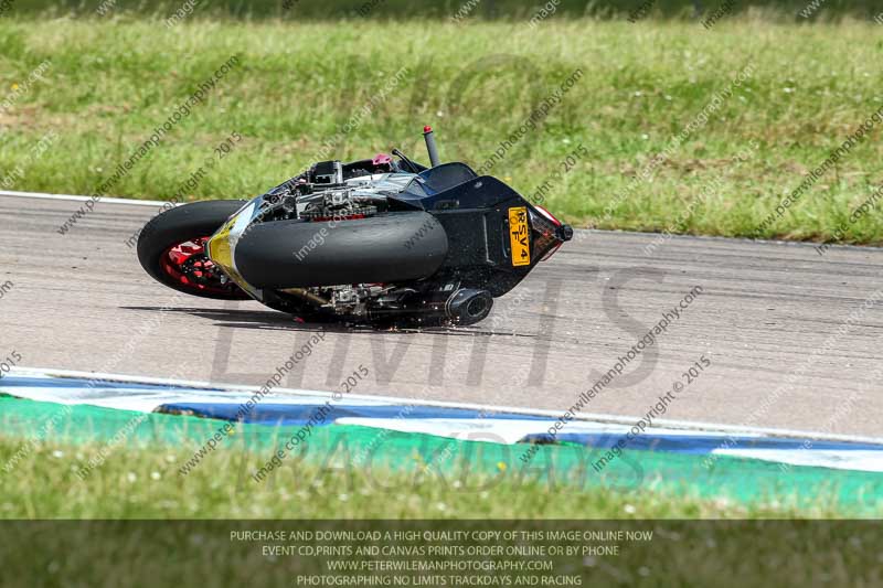 Rockingham no limits trackday;enduro digital images;event digital images;eventdigitalimages;no limits trackdays;peter wileman photography;racing digital images;rockingham raceway northamptonshire;rockingham trackday photographs;trackday digital images;trackday photos