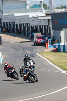 donington-no-limits-trackday;donington-park-photographs;donington-trackday-photographs;no-limits-trackdays;peter-wileman-photography;trackday-digital-images;trackday-photos