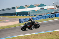 donington-no-limits-trackday;donington-park-photographs;donington-trackday-photographs;no-limits-trackdays;peter-wileman-photography;trackday-digital-images;trackday-photos