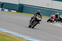 donington-no-limits-trackday;donington-park-photographs;donington-trackday-photographs;no-limits-trackdays;peter-wileman-photography;trackday-digital-images;trackday-photos