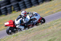 anglesey-no-limits-trackday;anglesey-photographs;anglesey-trackday-photographs;enduro-digital-images;event-digital-images;eventdigitalimages;no-limits-trackdays;peter-wileman-photography;racing-digital-images;trac-mon;trackday-digital-images;trackday-photos;ty-croes