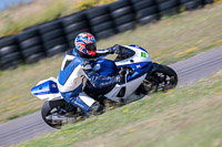 anglesey-no-limits-trackday;anglesey-photographs;anglesey-trackday-photographs;enduro-digital-images;event-digital-images;eventdigitalimages;no-limits-trackdays;peter-wileman-photography;racing-digital-images;trac-mon;trackday-digital-images;trackday-photos;ty-croes