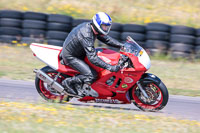 anglesey-no-limits-trackday;anglesey-photographs;anglesey-trackday-photographs;enduro-digital-images;event-digital-images;eventdigitalimages;no-limits-trackdays;peter-wileman-photography;racing-digital-images;trac-mon;trackday-digital-images;trackday-photos;ty-croes