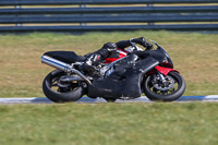 Rockingham-no-limits-trackday;enduro-digital-images;event-digital-images;eventdigitalimages;no-limits-trackdays;peter-wileman-photography;racing-digital-images;rockingham-raceway-northamptonshire;rockingham-trackday-photographs;trackday-digital-images;trackday-photos