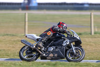 Rockingham-no-limits-trackday;enduro-digital-images;event-digital-images;eventdigitalimages;no-limits-trackdays;peter-wileman-photography;racing-digital-images;rockingham-raceway-northamptonshire;rockingham-trackday-photographs;trackday-digital-images;trackday-photos