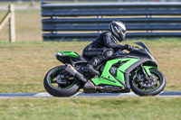 Rockingham-no-limits-trackday;enduro-digital-images;event-digital-images;eventdigitalimages;no-limits-trackdays;peter-wileman-photography;racing-digital-images;rockingham-raceway-northamptonshire;rockingham-trackday-photographs;trackday-digital-images;trackday-photos