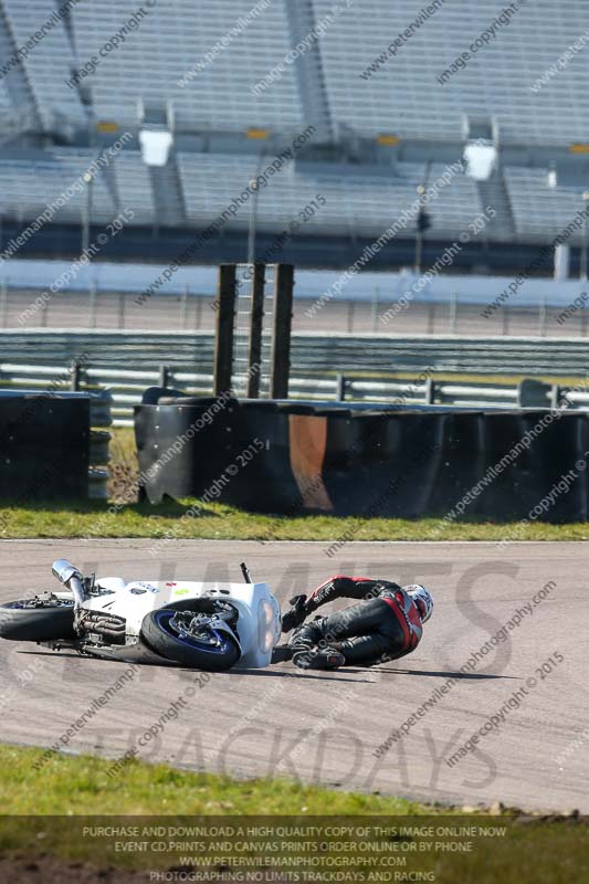 Rockingham no limits trackday;enduro digital images;event digital images;eventdigitalimages;no limits trackdays;peter wileman photography;racing digital images;rockingham raceway northamptonshire;rockingham trackday photographs;trackday digital images;trackday photos