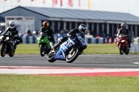 brands-hatch-photographs;brands-no-limits-trackday;cadwell-trackday-photographs;enduro-digital-images;event-digital-images;eventdigitalimages;no-limits-trackdays;peter-wileman-photography;racing-digital-images;trackday-digital-images;trackday-photos