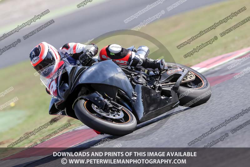 cadwell no limits trackday;cadwell park;cadwell park photographs;cadwell trackday photographs;catalunya barcelona;enduro digital images;event digital images;eventdigitalimages;no limits trackdays;peter wileman photography;racing digital images;trackday digital images;trackday photos