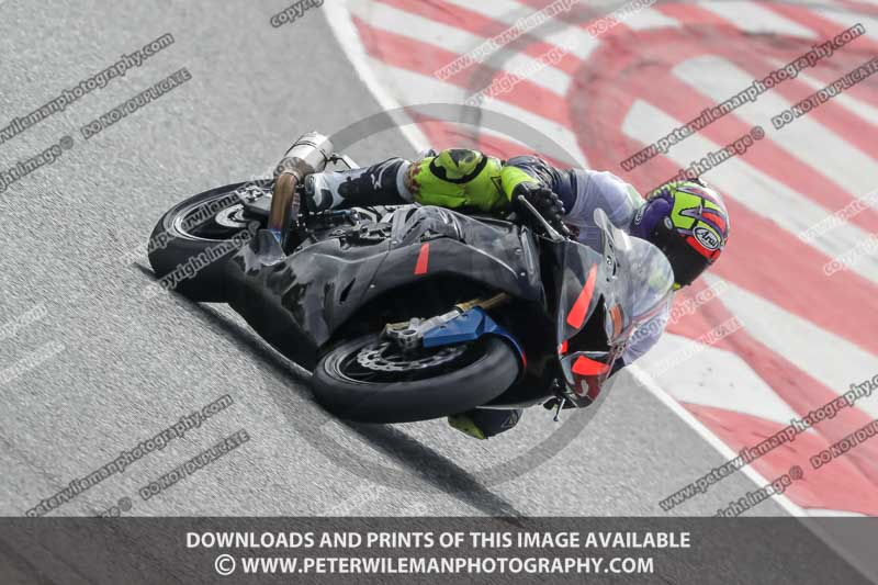 cadwell no limits trackday;cadwell park;cadwell park photographs;cadwell trackday photographs;catalunya barcelona;enduro digital images;event digital images;eventdigitalimages;no limits trackdays;peter wileman photography;racing digital images;trackday digital images;trackday photos