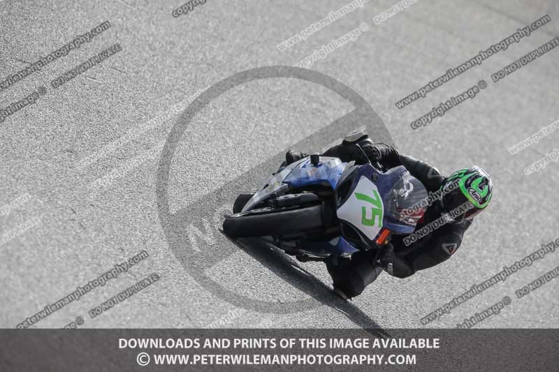 cadwell no limits trackday;cadwell park;cadwell park photographs;cadwell trackday photographs;catalunya barcelona;enduro digital images;event digital images;eventdigitalimages;no limits trackdays;peter wileman photography;racing digital images;trackday digital images;trackday photos