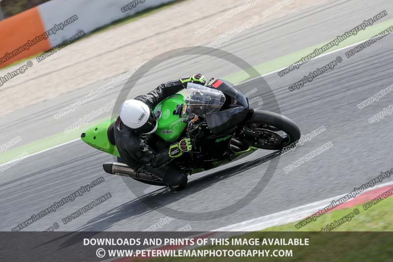 cadwell no limits trackday;cadwell park;cadwell park photographs;cadwell trackday photographs;catalunya barcelona;enduro digital images;event digital images;eventdigitalimages;no limits trackdays;peter wileman photography;racing digital images;trackday digital images;trackday photos