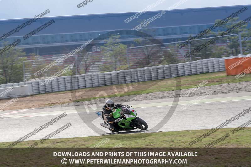 cadwell no limits trackday;cadwell park;cadwell park photographs;cadwell trackday photographs;catalunya barcelona;enduro digital images;event digital images;eventdigitalimages;no limits trackdays;peter wileman photography;racing digital images;trackday digital images;trackday photos