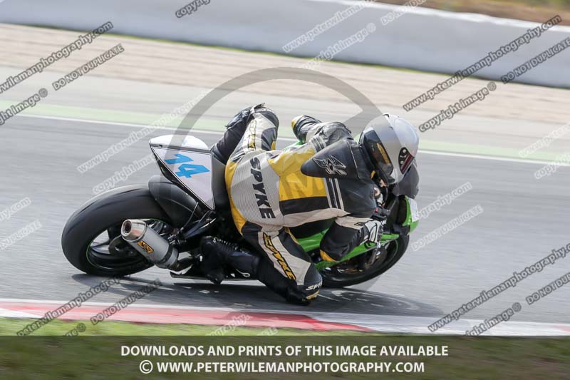 cadwell no limits trackday;cadwell park;cadwell park photographs;cadwell trackday photographs;catalunya barcelona;enduro digital images;event digital images;eventdigitalimages;no limits trackdays;peter wileman photography;racing digital images;trackday digital images;trackday photos