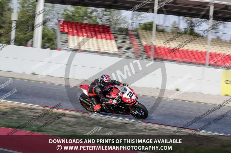 cadwell no limits trackday;cadwell park;cadwell park photographs;cadwell trackday photographs;catalunya barcelona;enduro digital images;event digital images;eventdigitalimages;no limits trackdays;peter wileman photography;racing digital images;trackday digital images;trackday photos