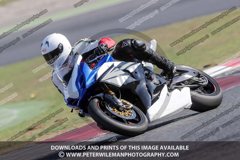 cadwell no limits trackday;cadwell park;cadwell park photographs;cadwell trackday photographs;catalunya barcelona;enduro digital images;event digital images;eventdigitalimages;no limits trackdays;peter wileman photography;racing digital images;trackday digital images;trackday photos