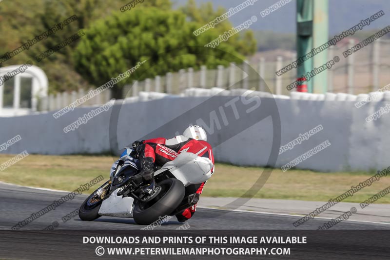 cadwell no limits trackday;cadwell park;cadwell park photographs;cadwell trackday photographs;catalunya barcelona;enduro digital images;event digital images;eventdigitalimages;no limits trackdays;peter wileman photography;racing digital images;trackday digital images;trackday photos