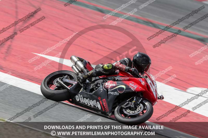 cadwell no limits trackday;cadwell park;cadwell park photographs;cadwell trackday photographs;catalunya barcelona;enduro digital images;event digital images;eventdigitalimages;no limits trackdays;peter wileman photography;racing digital images;trackday digital images;trackday photos