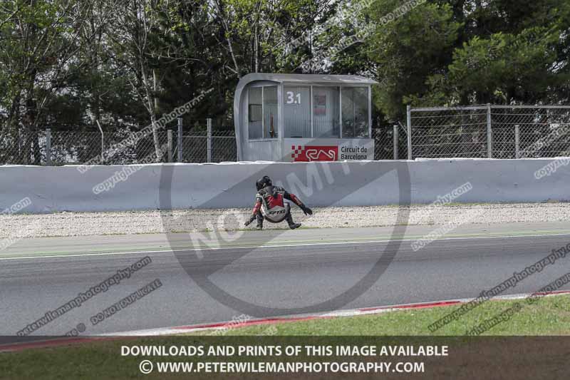 cadwell no limits trackday;cadwell park;cadwell park photographs;cadwell trackday photographs;catalunya barcelona;enduro digital images;event digital images;eventdigitalimages;no limits trackdays;peter wileman photography;racing digital images;trackday digital images;trackday photos