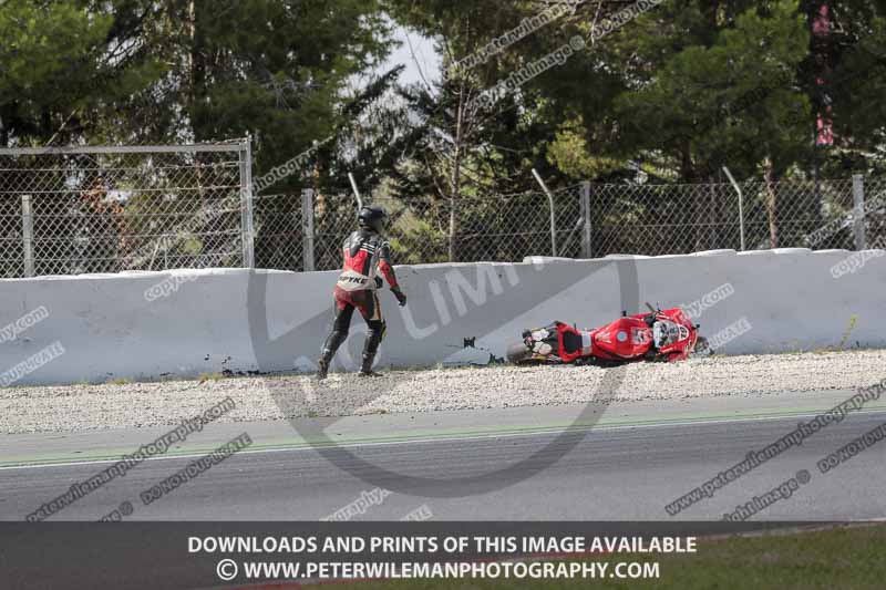 cadwell no limits trackday;cadwell park;cadwell park photographs;cadwell trackday photographs;catalunya barcelona;enduro digital images;event digital images;eventdigitalimages;no limits trackdays;peter wileman photography;racing digital images;trackday digital images;trackday photos