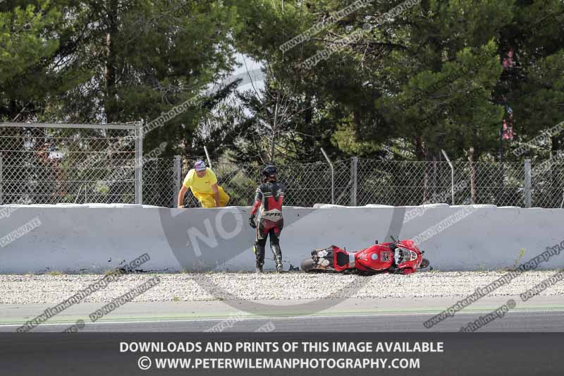 cadwell no limits trackday;cadwell park;cadwell park photographs;cadwell trackday photographs;catalunya barcelona;enduro digital images;event digital images;eventdigitalimages;no limits trackdays;peter wileman photography;racing digital images;trackday digital images;trackday photos