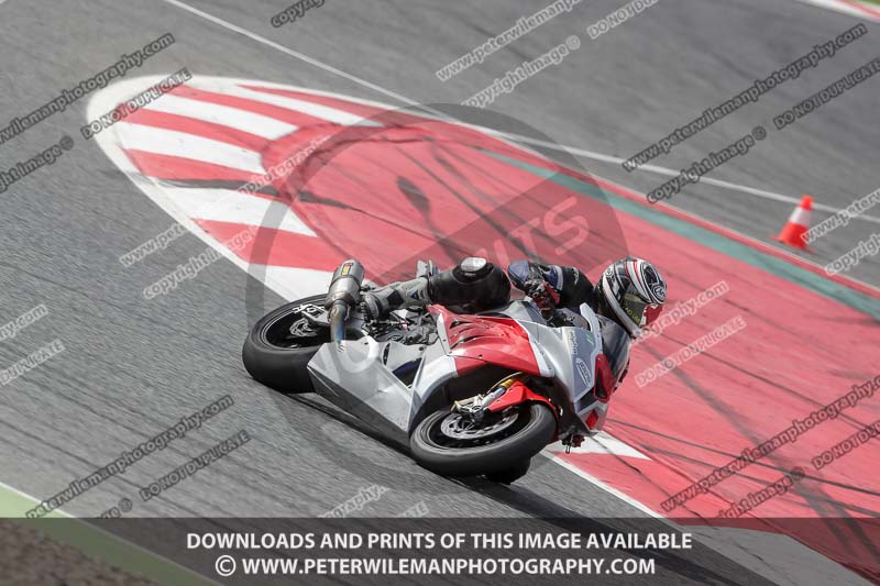 cadwell no limits trackday;cadwell park;cadwell park photographs;cadwell trackday photographs;catalunya barcelona;enduro digital images;event digital images;eventdigitalimages;no limits trackdays;peter wileman photography;racing digital images;trackday digital images;trackday photos