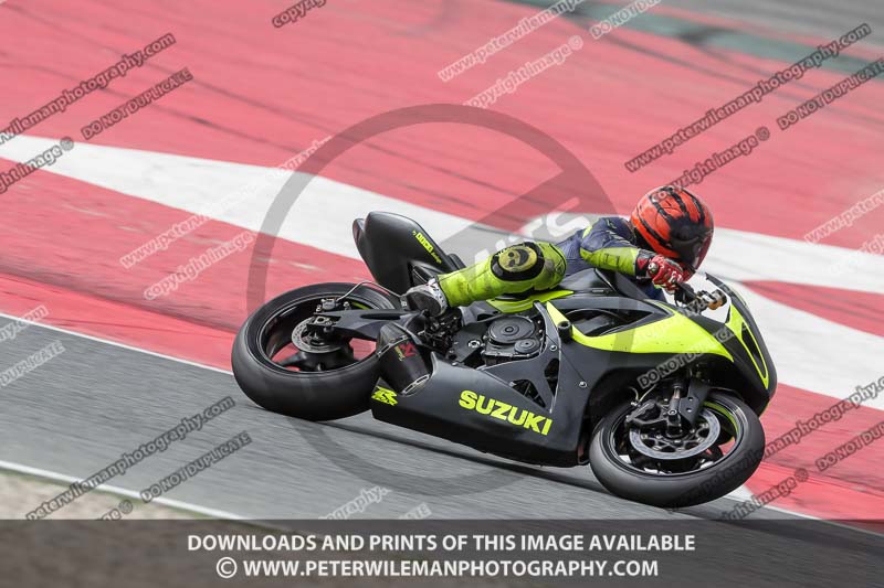 cadwell no limits trackday;cadwell park;cadwell park photographs;cadwell trackday photographs;catalunya barcelona;enduro digital images;event digital images;eventdigitalimages;no limits trackdays;peter wileman photography;racing digital images;trackday digital images;trackday photos